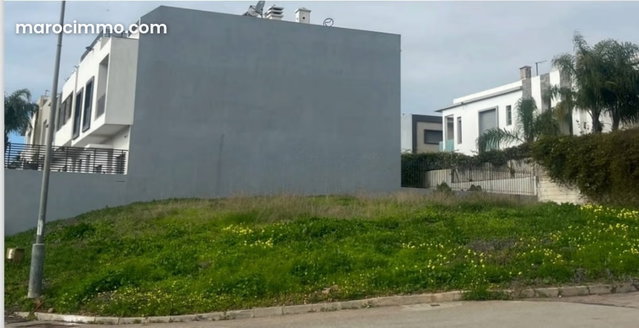 Luxury Villa Plot — 2