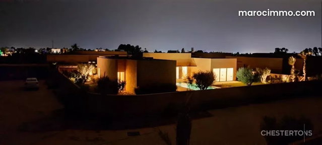 Villa récente et contemporaine Route Amizmiz Marrakech — 2