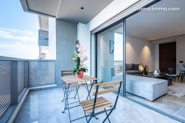 Magnifique appartement 3 chambres joliment meublé en location longue durée à CFC — 3
