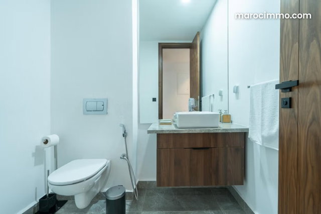 Magnifique appartement 3 chambres joliment meublé en location longue durée à CFC — 5