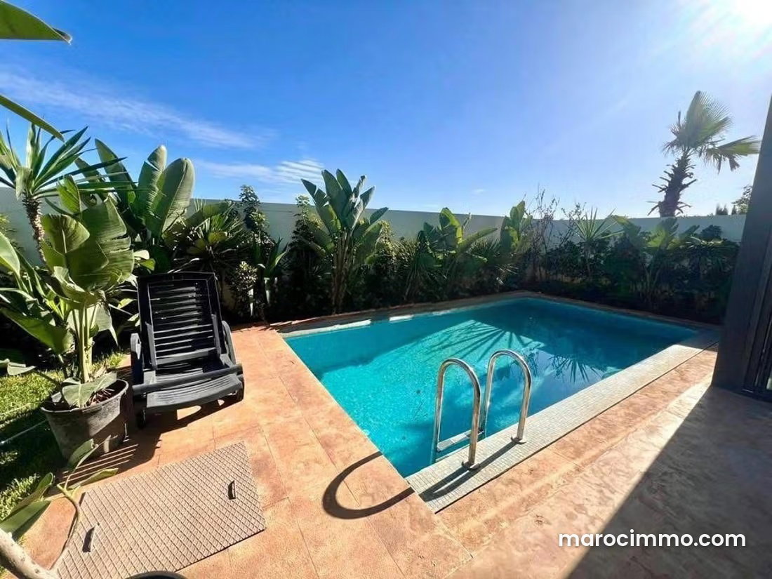 400 m² Villa with Pool for Rent, Dar Bouazza — Dar Bouazza