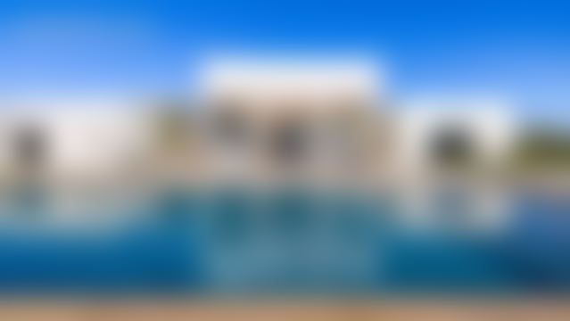 فيلا فاخرة للكراء بطريق أمزميز في مراكش — مراكش