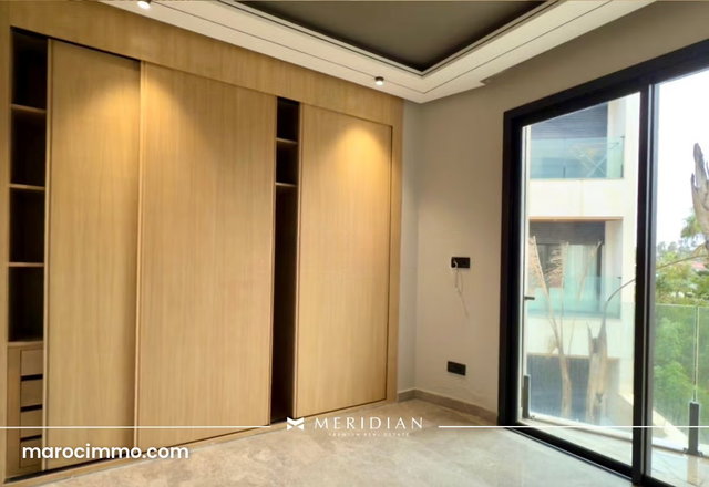 Location Rare et Moderne Appartement 2ch, Ain Diab — 4