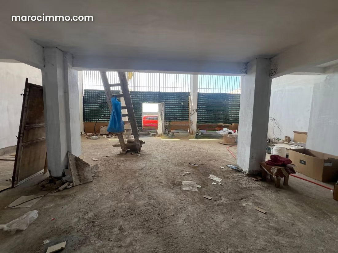 Local commercial neuf 25 m², Hay Salam, Agadir — Agadir