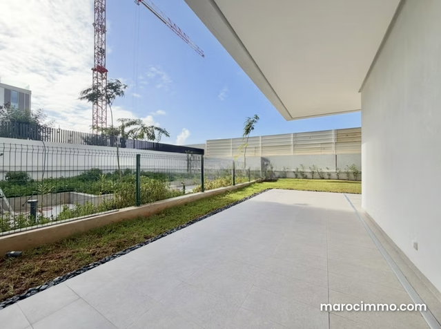Bel appartement en location à Casablanca Finance City. 3 pièces confortables. Jardin et garage — 4