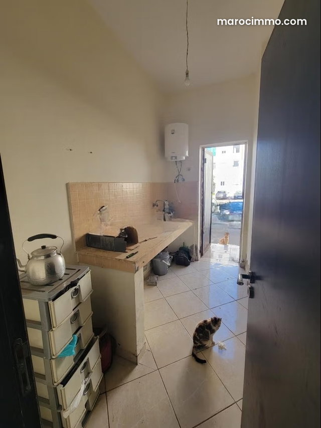 Apartment for Sale in Dar Bouazza. 4 bedrooms. Concierge Service — 4