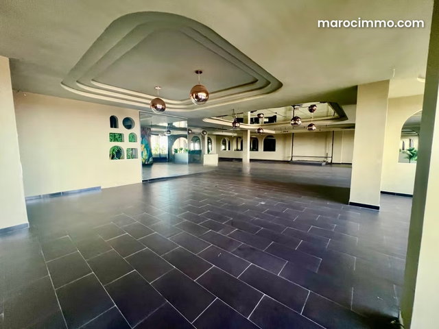 Commercial Space for Sale in Agdal. 204 m² Area. Residence with Concierge and General Air Conditioning — 3