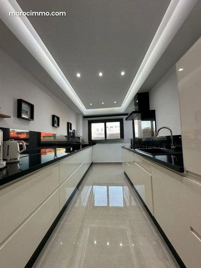 RARE A TANGER Appartement d'exception à vendre — 5