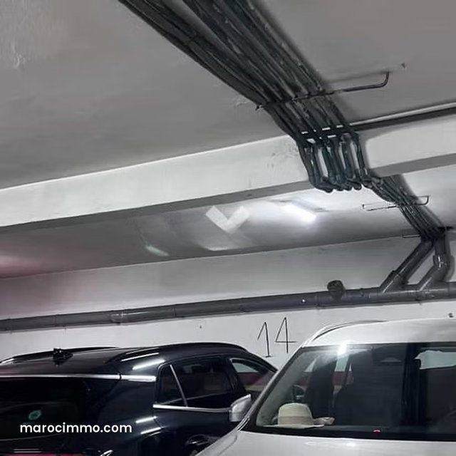 Appartement à Vendre de 135.0 m² à Casablanca, Hopitaux — 3