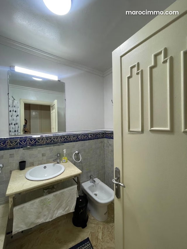 Beautiful Ground Floor Apartment with Terrace & Garden Access – Secure Residence — 4