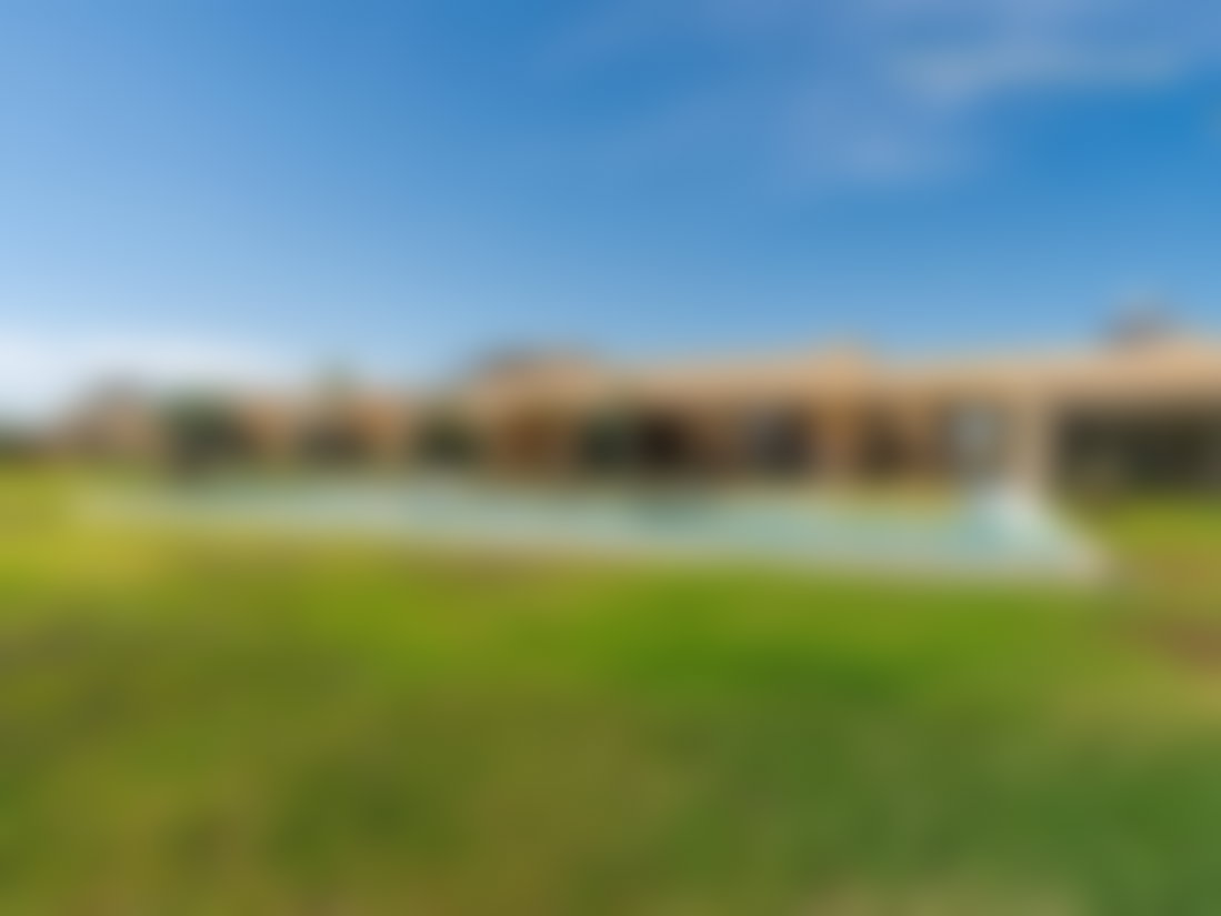 فيلا فاخرة بإطلالة الأطلس على طريق أوريكا بمراكش