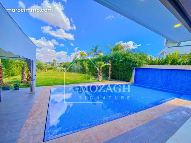 Luxueuse villa moderne sur résidence golfique — 2