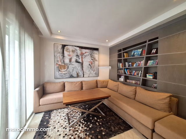 Appartement à vendre 163 m², 3 chambres Racine Casablanca — Casablanca