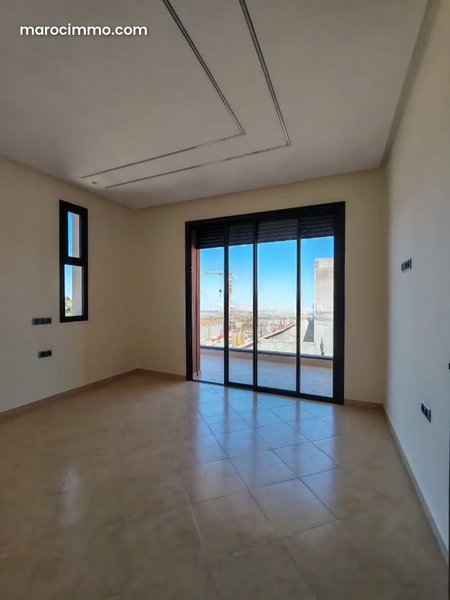 Luxurious 6 Bedroom Villa for Sale with Pool – Route d’Amezmiz — 5