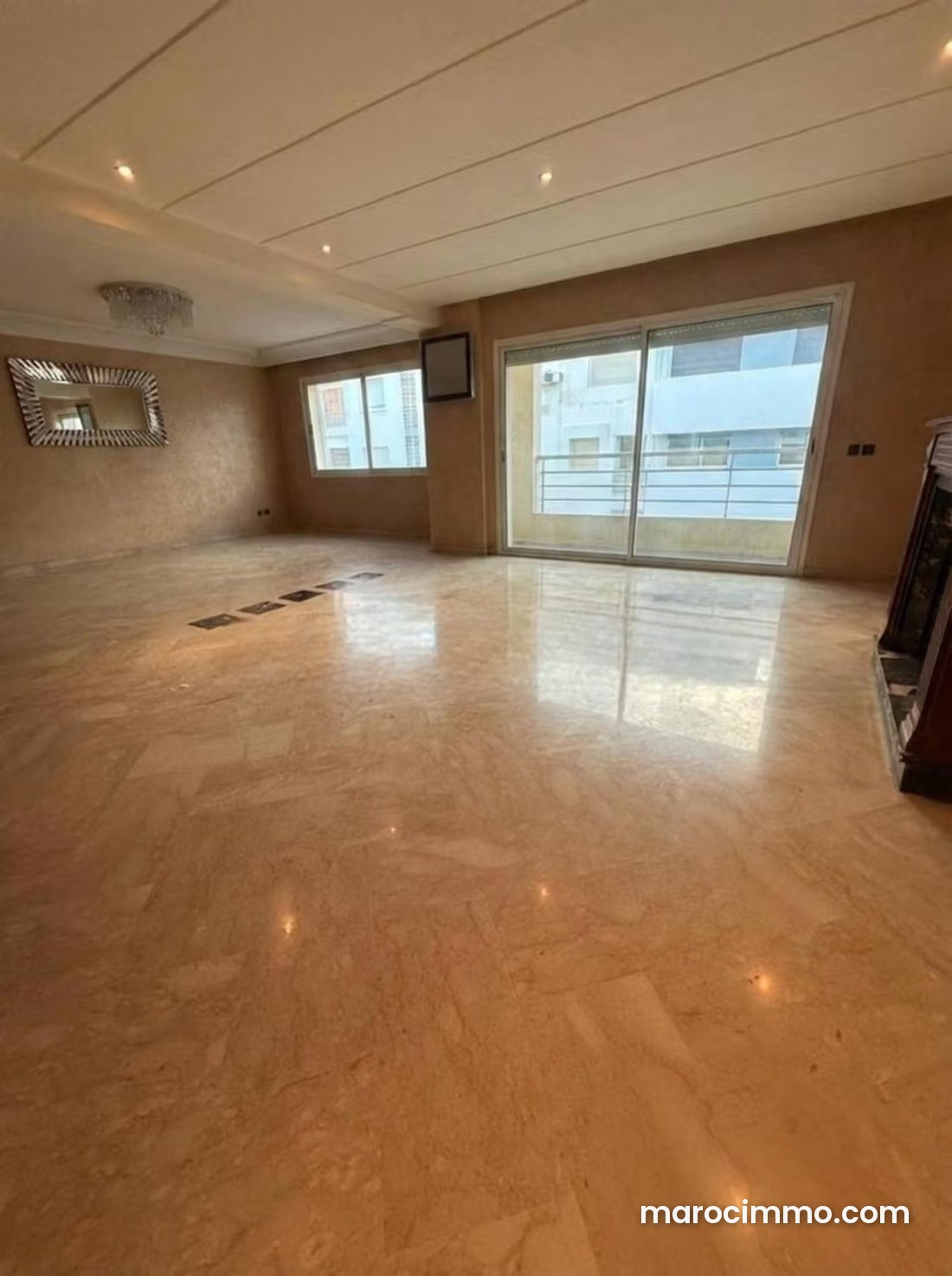 216 m² Apartment, 3 Bedrooms, Racine, Casablanca — Casablanca