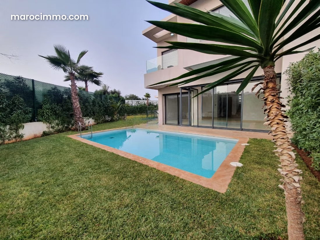 400 m² Villa with Swimming Pool for Rent, Aïn Diab, Casablanca — Casablanca
