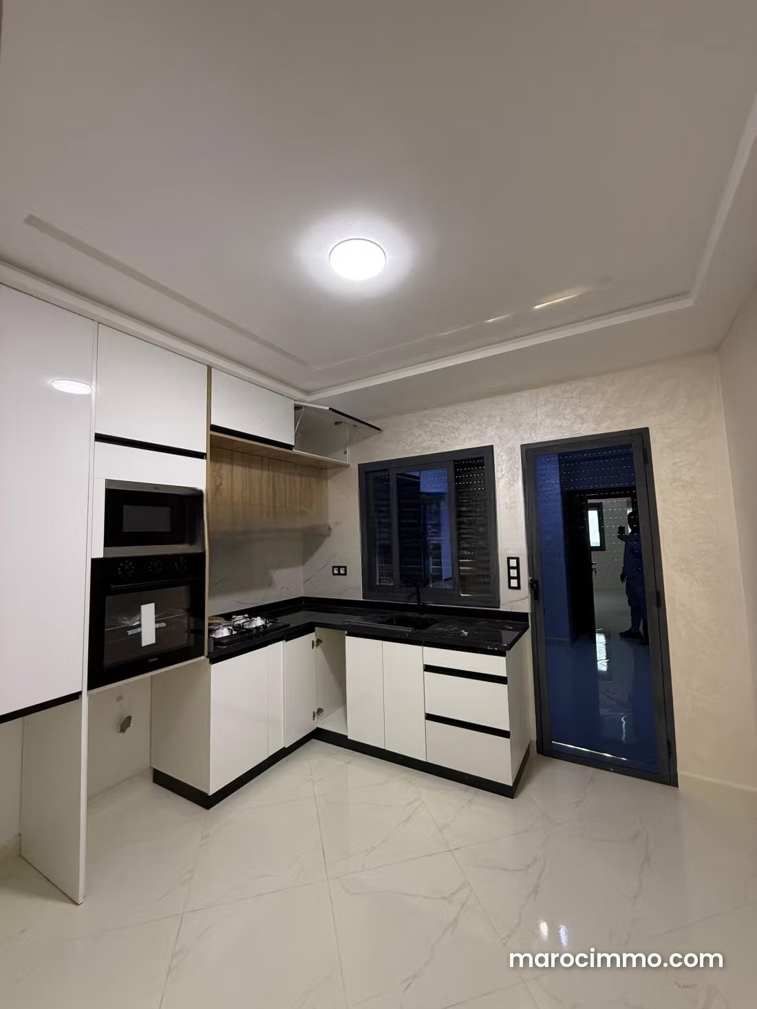 New 59 sqm apartment in Martil, just steps from the sea — Martil