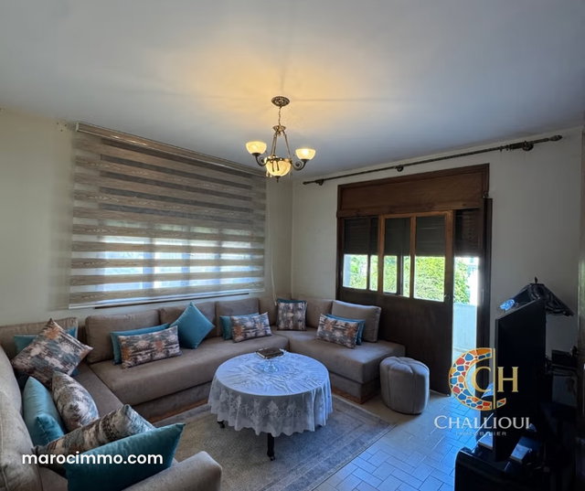 Vente Villa dans un quartier calme — 2