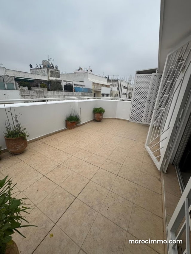 Appartement à louer à Agdal — 2