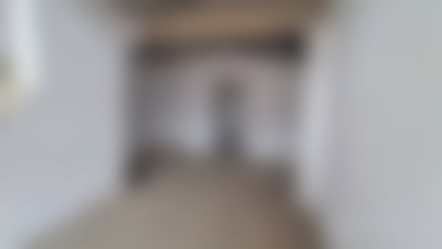 محل تجاري بثلاثة مستويات للبيع في قلب دار بوعزة — 5