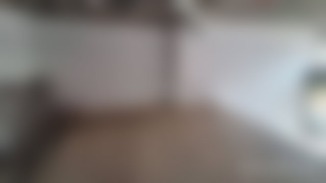 محل تجاري بثلاثة مستويات للبيع في قلب دار بوعزة — 4