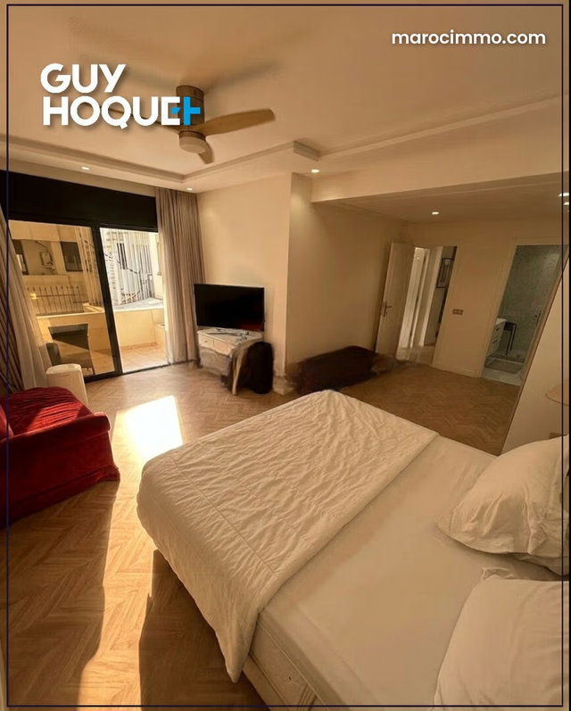 Superbe Appartement Rénové de 198m2 — 3