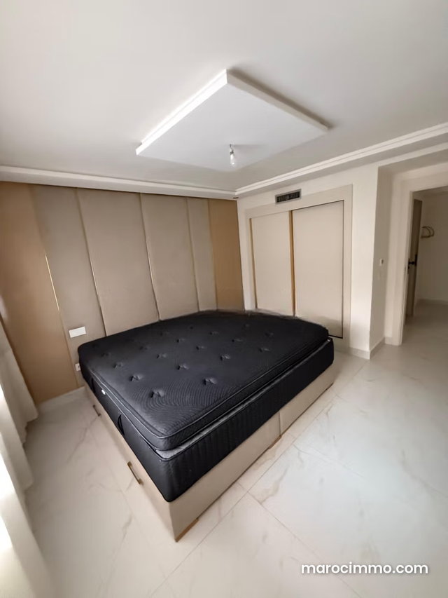 Duplexe à vendre ans une résidence avec piscine — 4