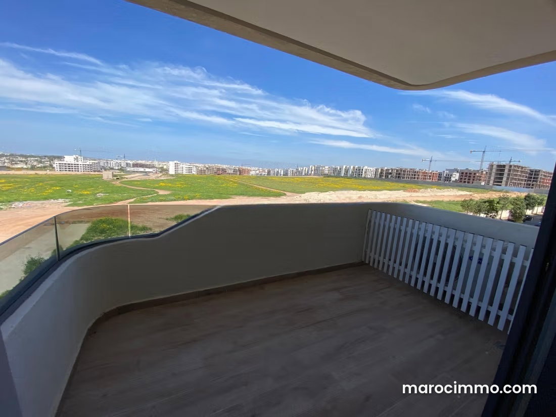 Appartement lumineux à louer à Californie Casablanca — Casablanca