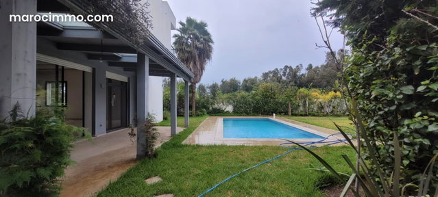 Villa moderne et spacieuse à louer en résidence fermée — 4