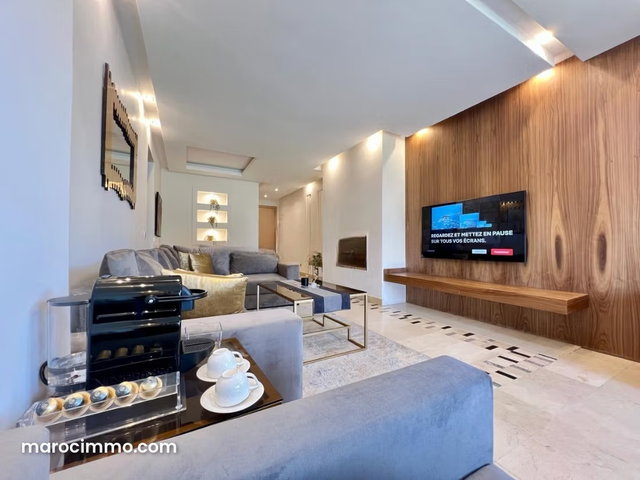 Rent an apartment in Agdal. 110 m² surface. Furnished — 5