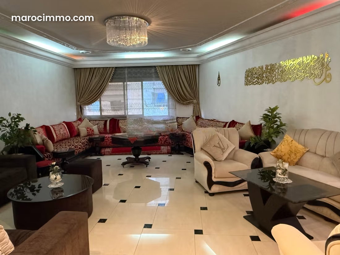 170 sqm Apartment with Terrace in Bourgogne, Casablanca — Casablanca