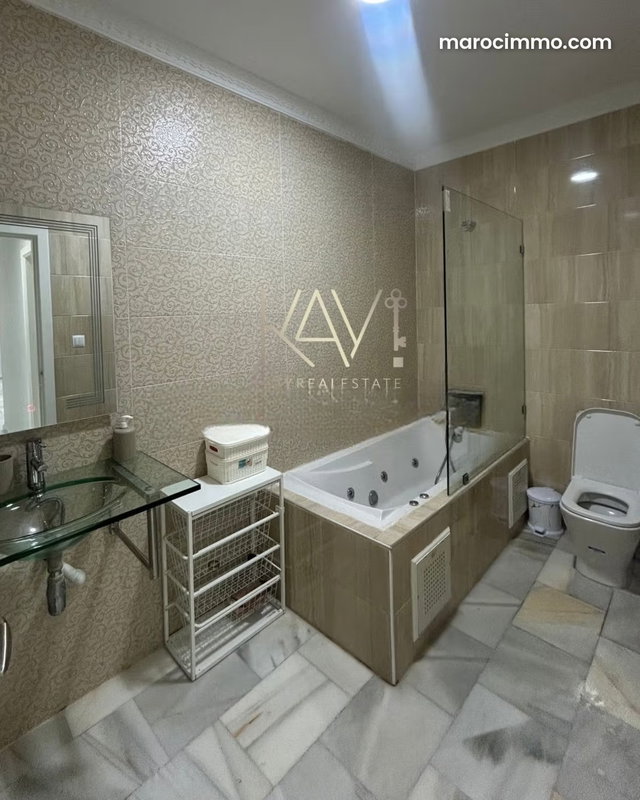 Apartment for Rent with Sea View — 4