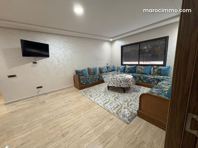 Louez cet appartement à Belvédère. Surface de 80 m². Bien meublé — 3