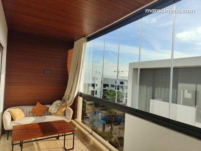 Bel appartement en location à Ville Verte. 5 pièces. Meublé — 3