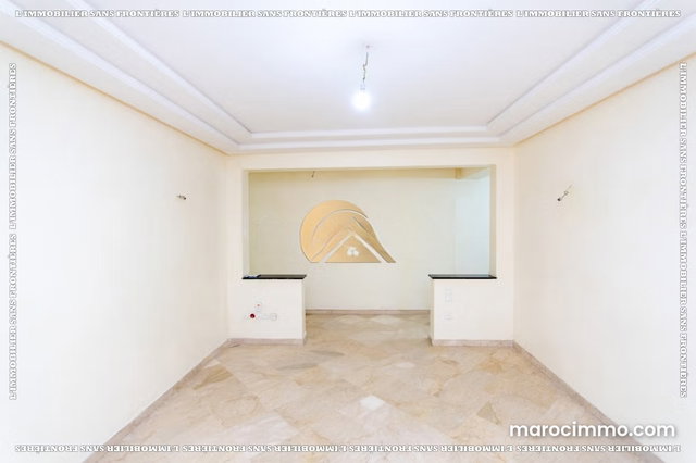 Appartement vide à vendre à Victor Hugo, Guéliz, Marrakech – 94 m² – Terrasse de 40 m² — 5