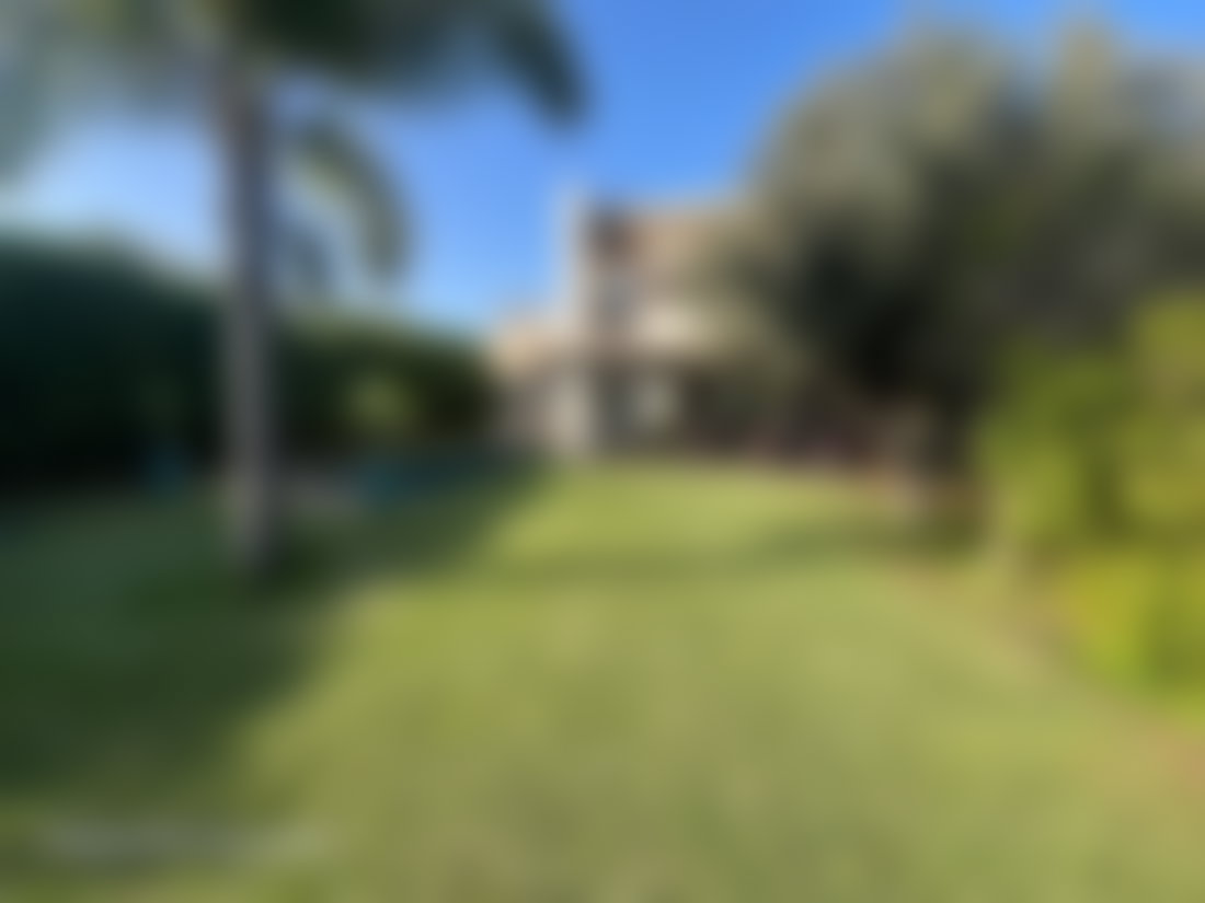 فيلا فاخرة بنور الجنوب في المدينة الخضراء بوسكورة