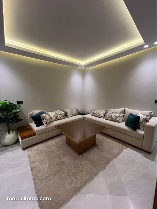 Très bel appartement en location à Tanja Balia. 3 pièces confortables. Meublé — 2