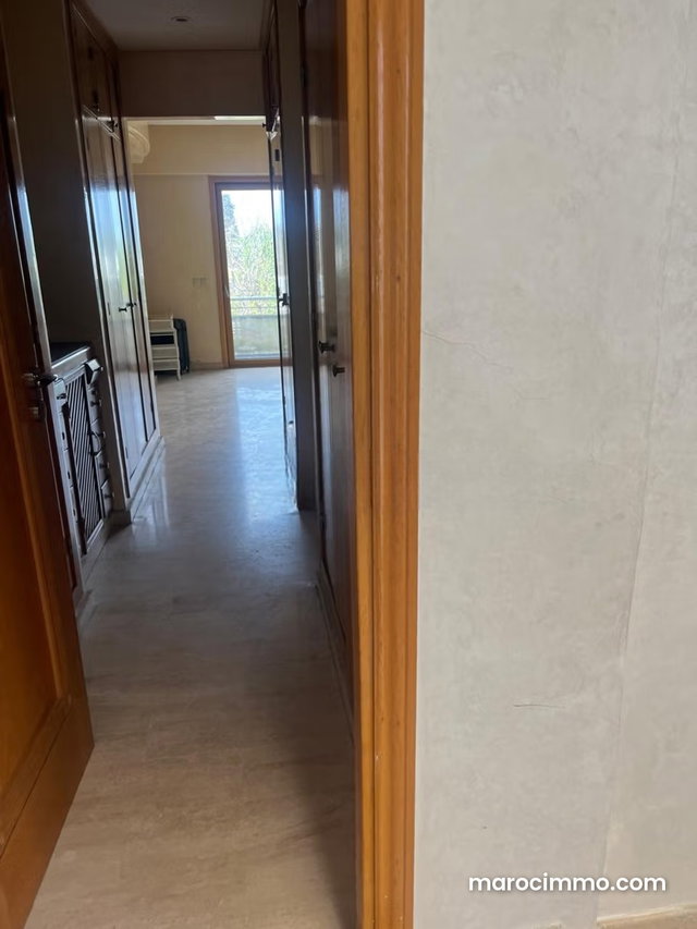 Magnifique villa à vendre à Polo en résidence. 6 grandes pièces. Terrasse et jardin — 4