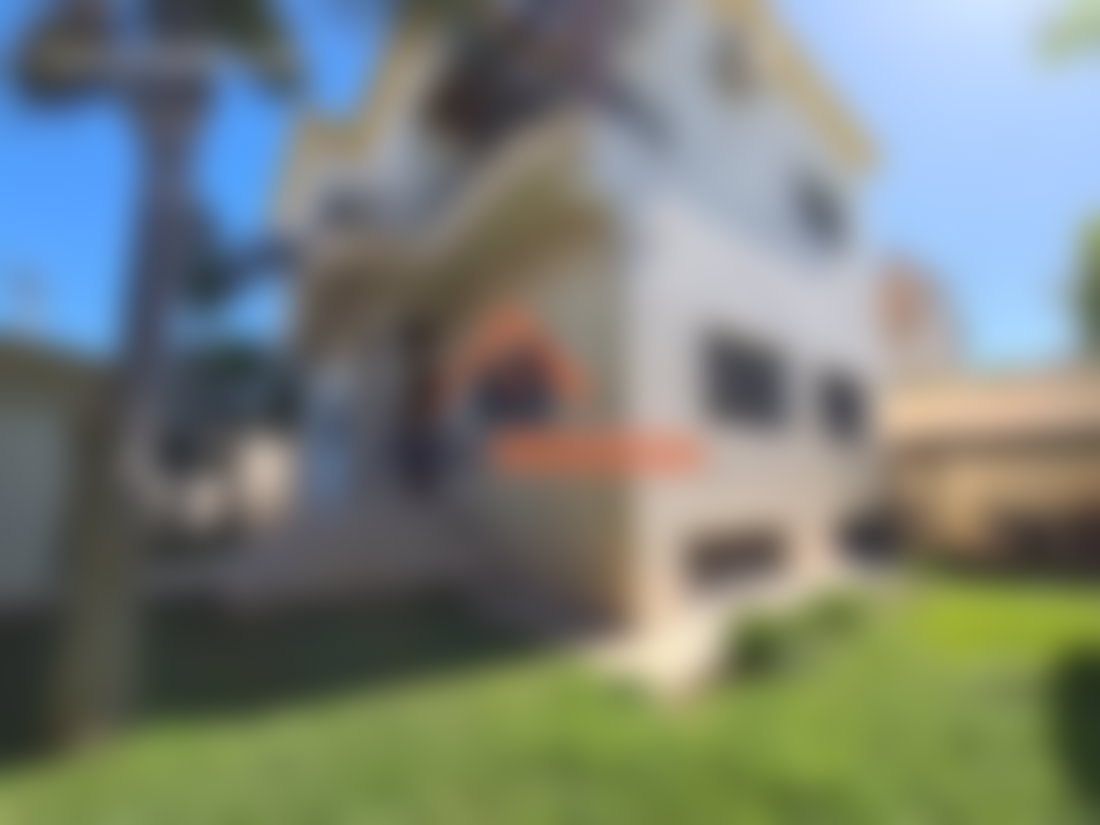 Villa à vendre à Harhoura, Temara, jardin et trois niveaux