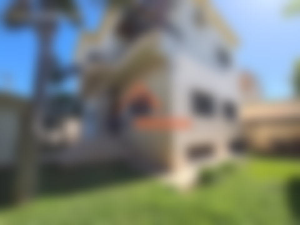 Villa à vendre à Harhoura, Temara, jardin et trois niveaux
