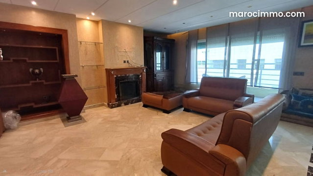 A vendre Appartement 203m2 3ch Racine — 3