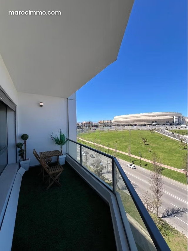 Vente d'un bel appartement à Hay Hassani. 4 pièces. Bien meublé — 5
