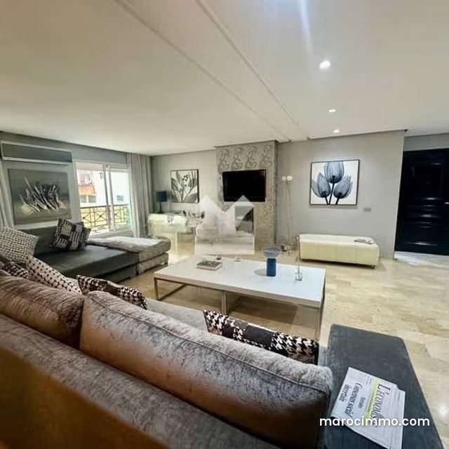 Appartement à Vendre de 159.0 m² à Casablanca, Racine — 3