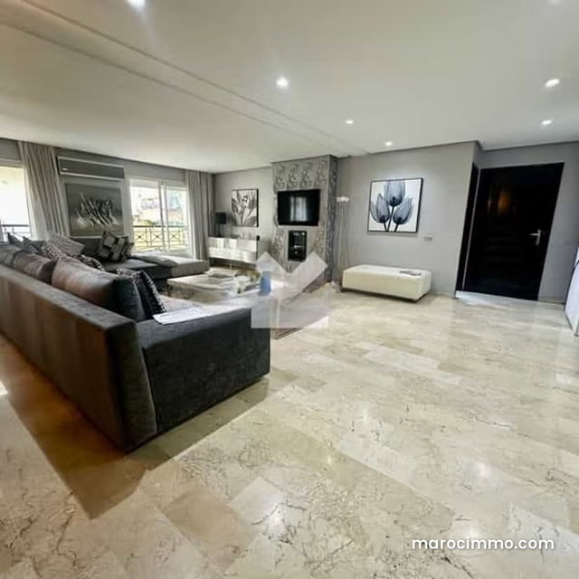 Appartement à Vendre de 159.0 m² à Casablanca, Racine — 2