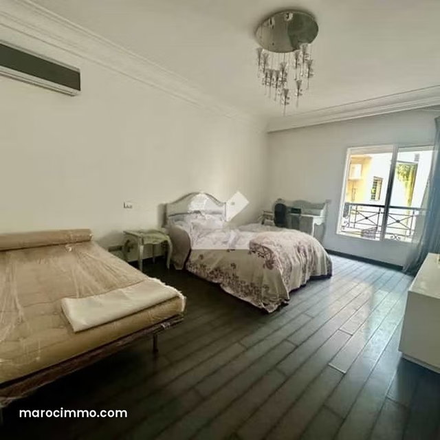 Appartement à Vendre de 159.0 m² à Casablanca, Racine — 4