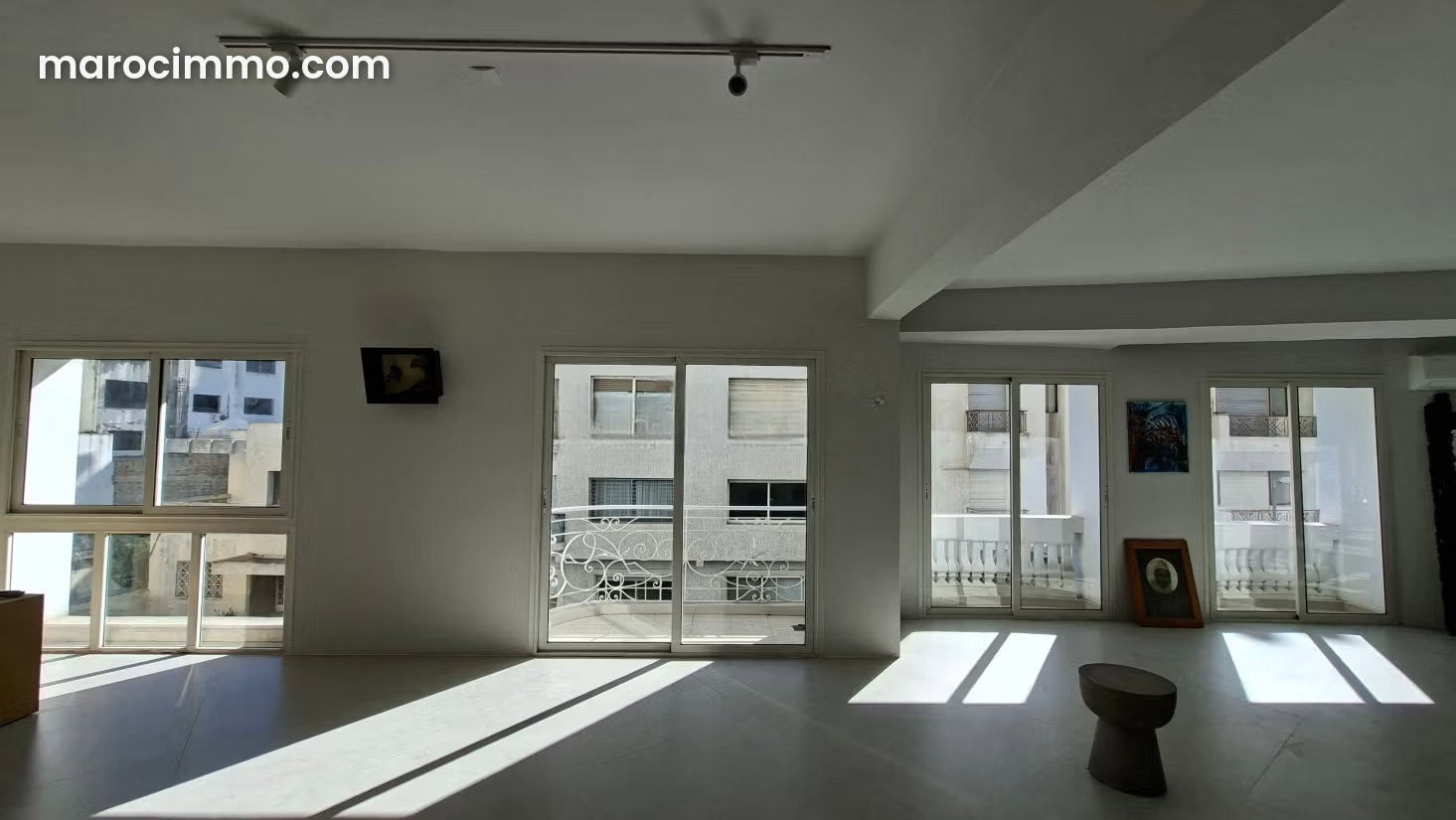 Bureau lumineux 120 m² à louer quartier Racine Casablanca — Casablanca
