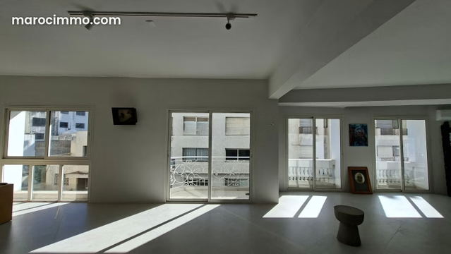 Bureau 120 m² à 600 m² style loft Racine — Casablanca