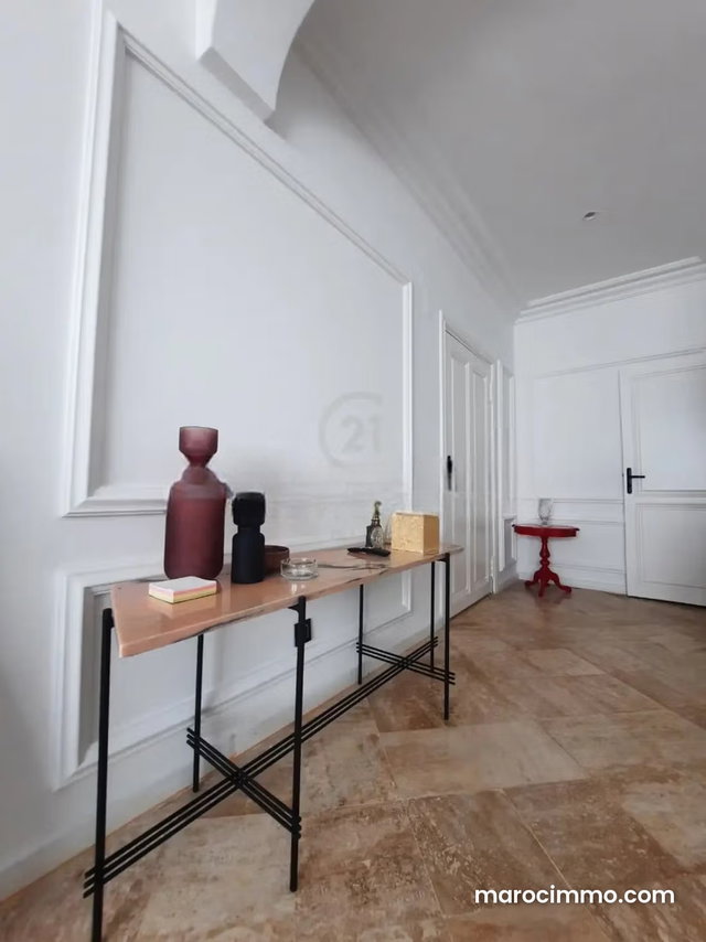 Bel appartement meublé de 78 m² à louer, Racine — 3
