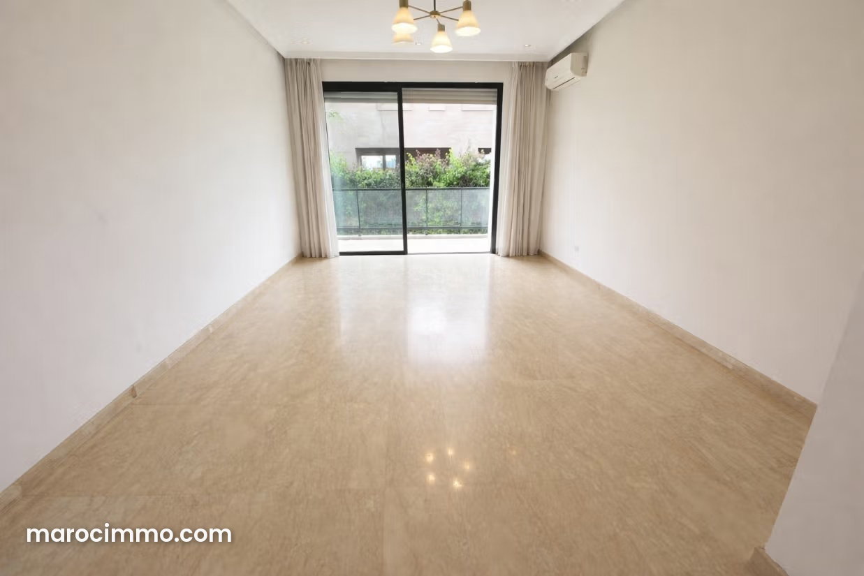 Apartment with terrace and swimming pool in Dar Bouazza — Dar Bouazza