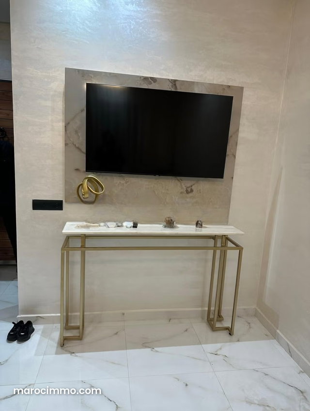 Louez cet appartement à Hay Hassani. Surface de 96 m². Concierge et climatisation — 5